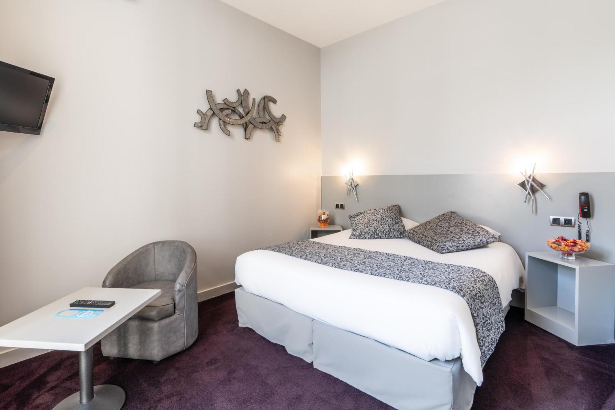 Hotel Des Ducs Alencon Luaran gambar